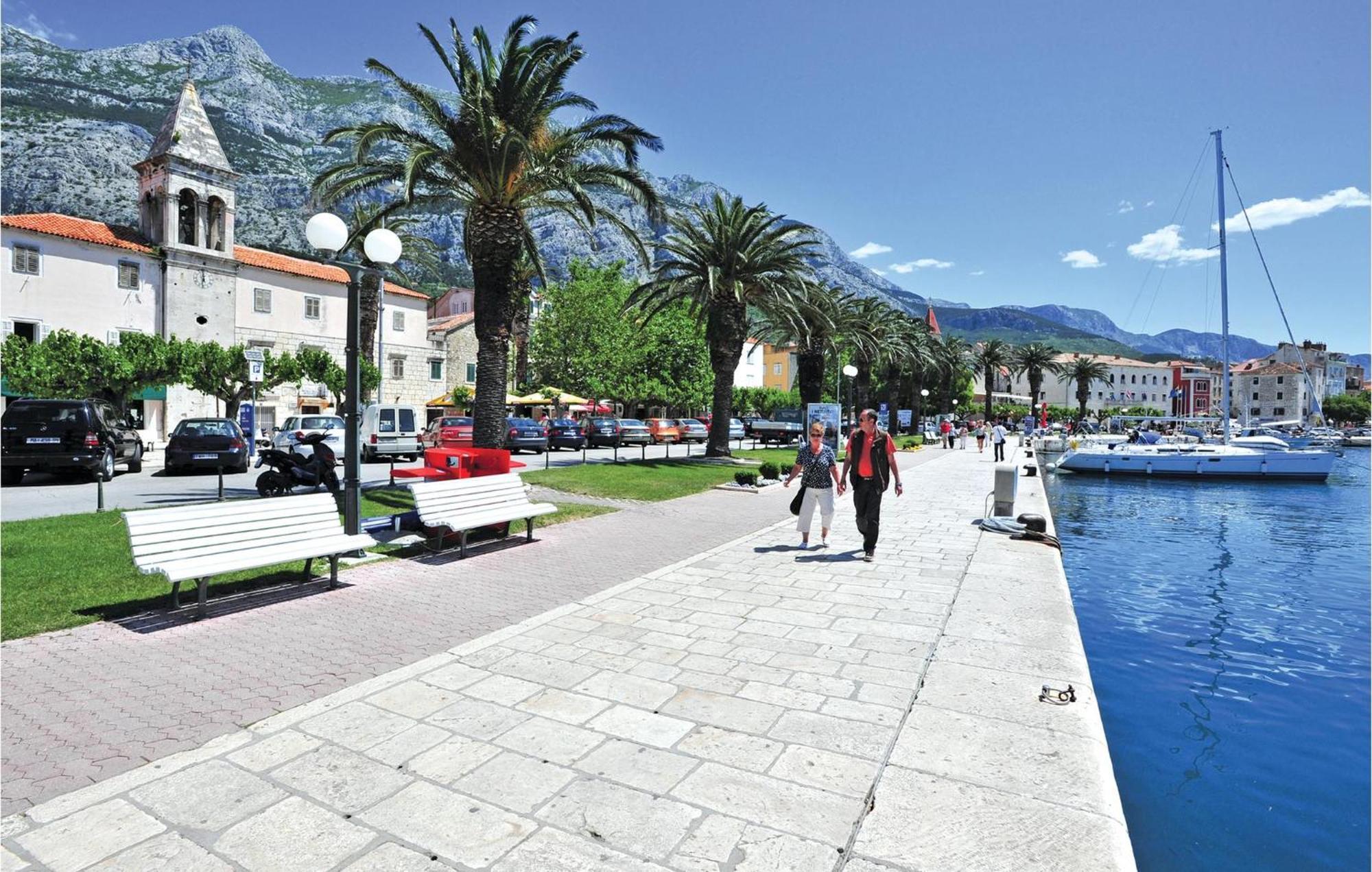 Amazing Apartment In Makarska With House Sea View Екстер'єр фото