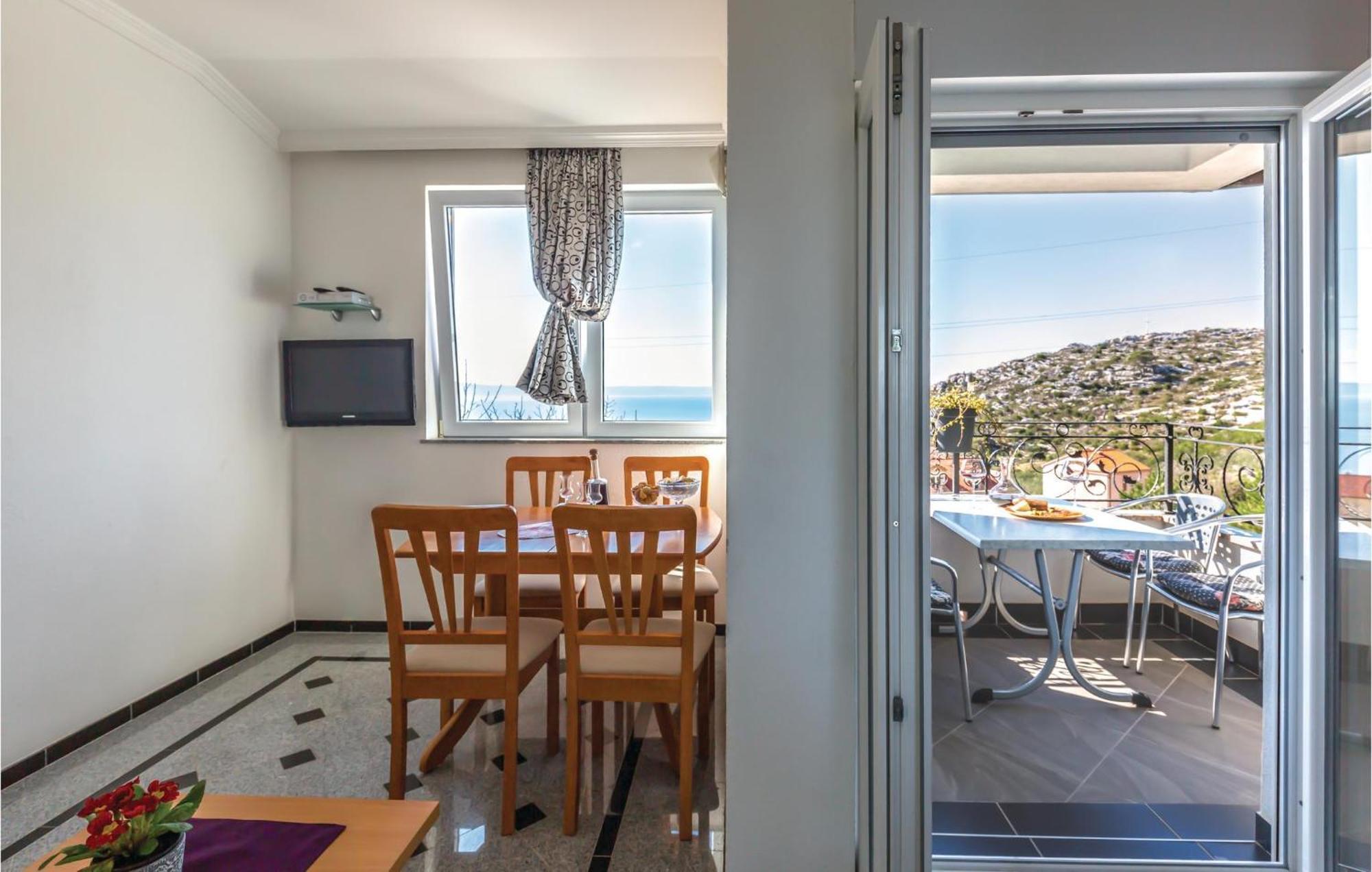 Amazing Apartment In Makarska With House Sea View Екстер'єр фото